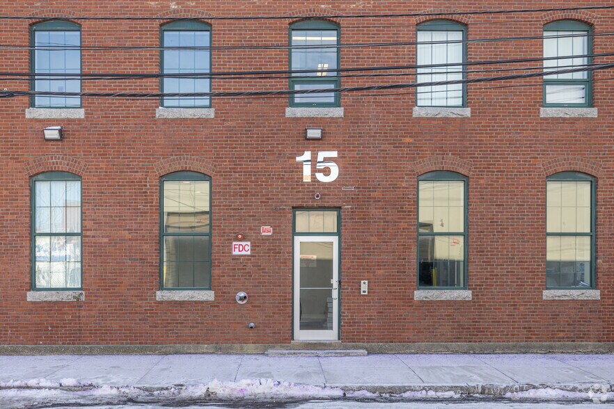 More Photos Of 15-31 Allerton St, Roxbury Flex For Lease