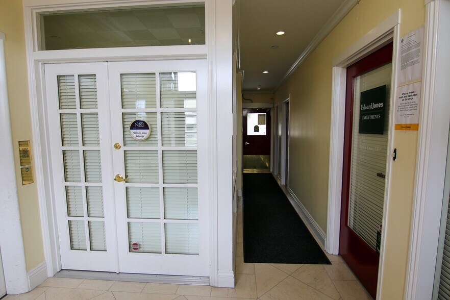 More Photos Of 345 W Portal Ave, San Francisco Medical For Sale