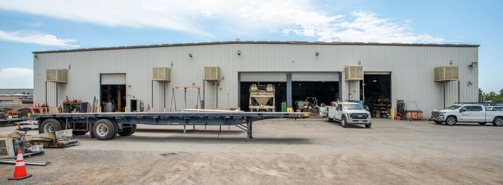 More Photos Of 924 W Rialto Ave, Rialto Warehouse For Lease