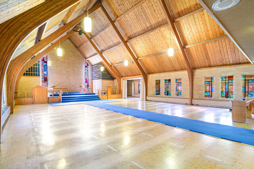 More Photos Of 3955-3995 N Irving St, Denver Religious Facility For Lease