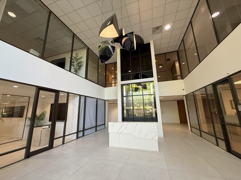 More Photos Of 1240 Blalock Rd, Houston Medical For Lease