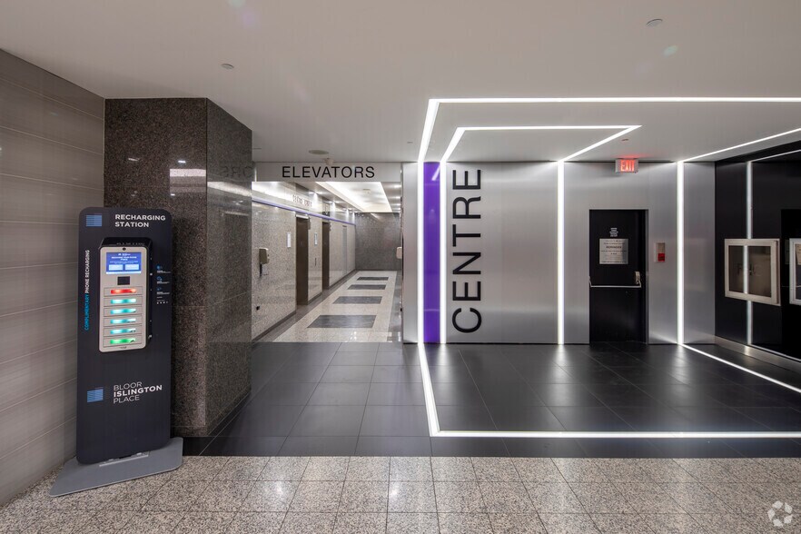 More Photos Of 3280 Bloor St W, Toronto Office For Lease