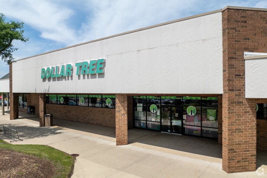 Primary Photo Of 220-288 Hawthorn Village Commons, Vernon Hills General Retail For Lease