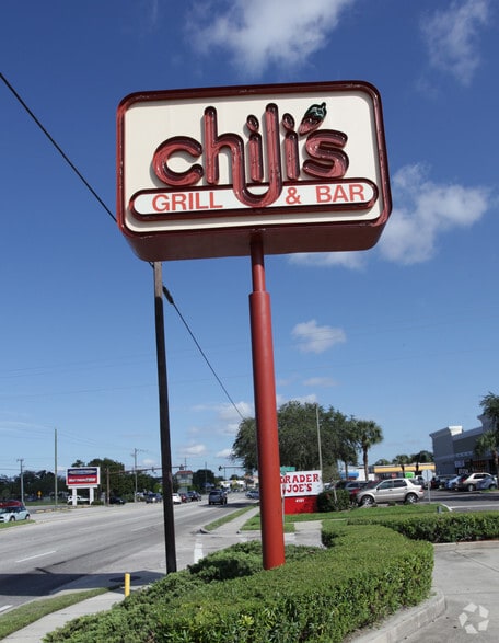 More Photos Of 4131 S Tamiami Trl, Sarasota Restaurant For Sale