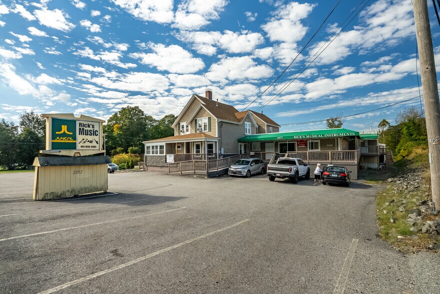 More Photos Of 2320-2352 Mendon Rd, Cumberland Storefront Retail Office For Sale