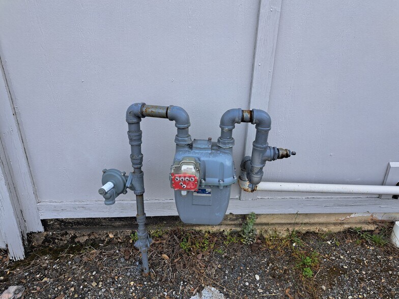 More Photos Of 220 W Front St, Evergreen Freestanding For Sale