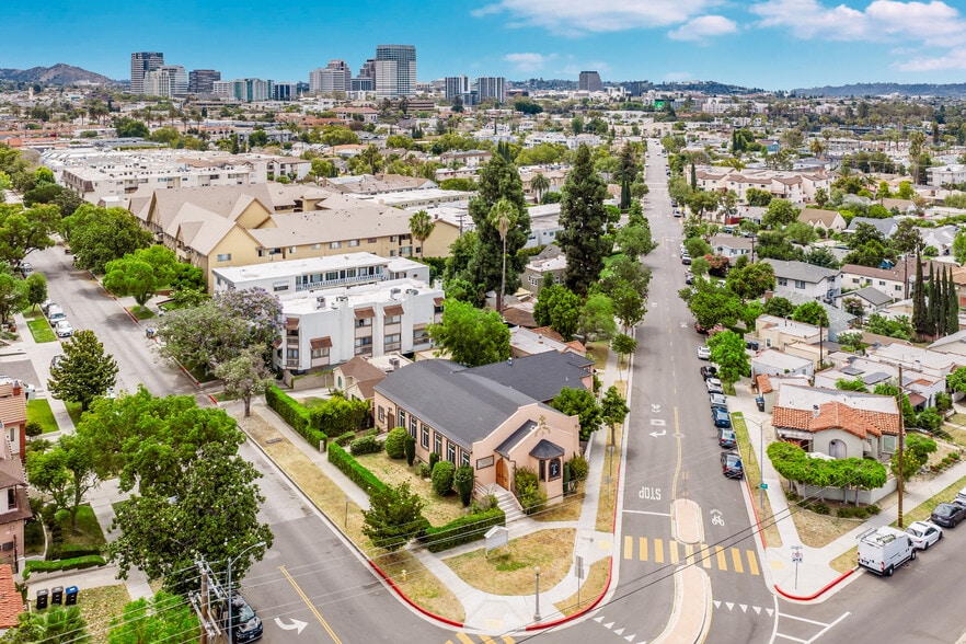 More Photos Of 632 W Stocker St, Glendale Religious Facility For Sale