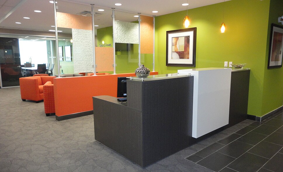 More Photos Of 9160 Boul Leduc, Brossard Coworking Space