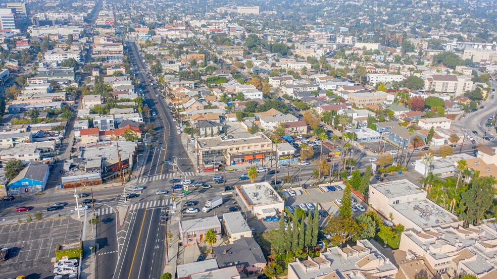 More Photos Of 1110-1114 N Virgil Ave, Los Angeles Storefront Retail Residential For Sale