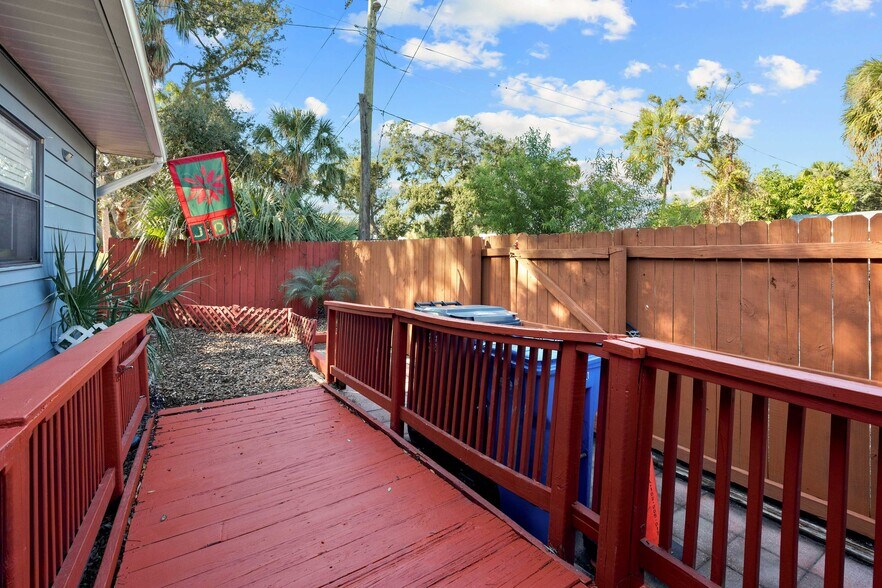 More Photos Of 5301 Memorial Hwy, Tampa Daycare Center For Sale