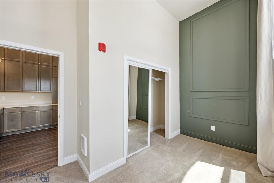 More Photos Of 140 W Park St, Butte Apartments For Sale