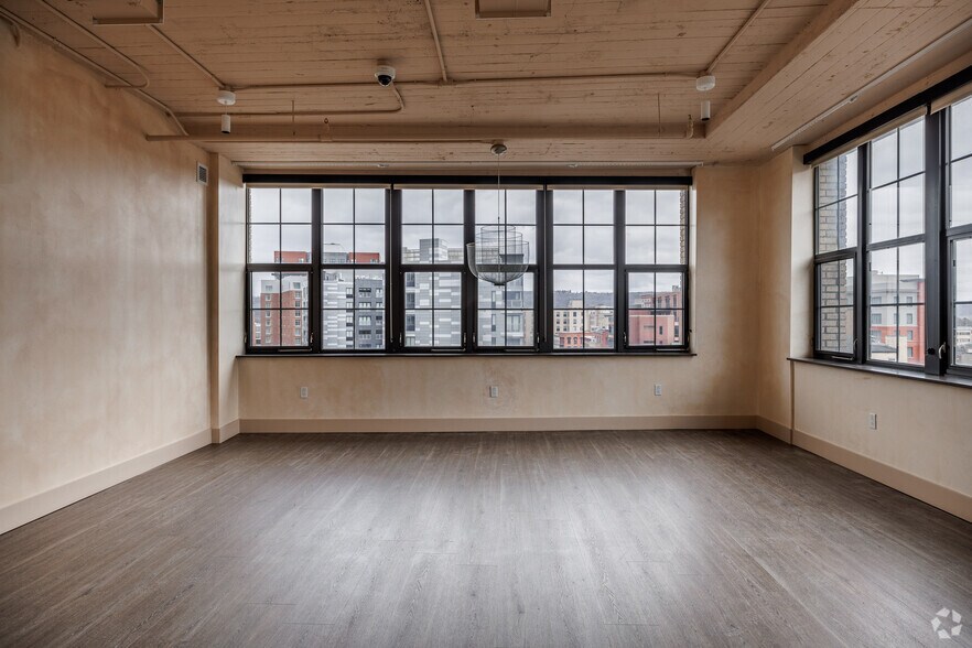 More Photos Of 401 E State St, Ithaca Apartments For Lease