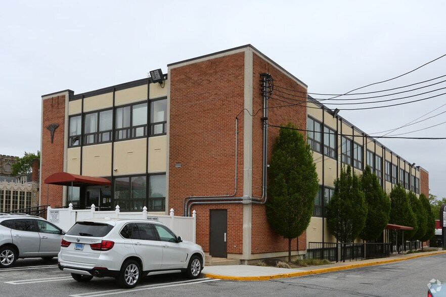 More Photos Of 5820 York Rd, Baltimore Medical For Sale