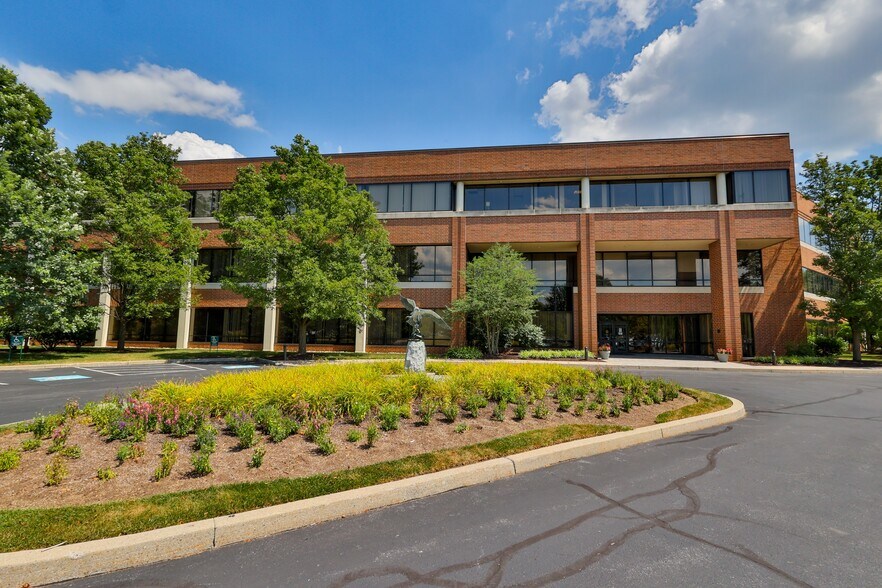 More Photos Of 1525 Valley Center Pky, Bethlehem Unknown For Lease