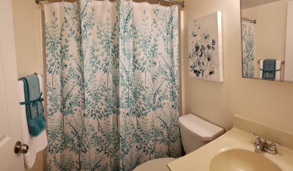 More Photos Of 5001 Midwood Ave, Baltimore Apartments For Sale