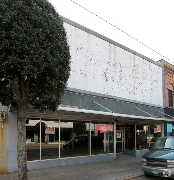 Primary Photo Of 1028 Roanoke Ave, Roanoke Rapids Storefront For Lease