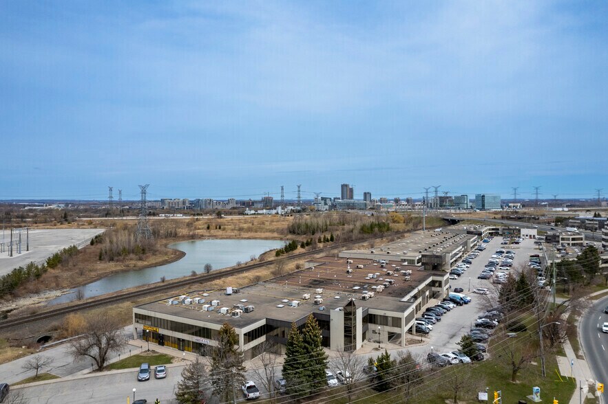 More Photos Of 550 Alden Rd, Markham Flex For Lease