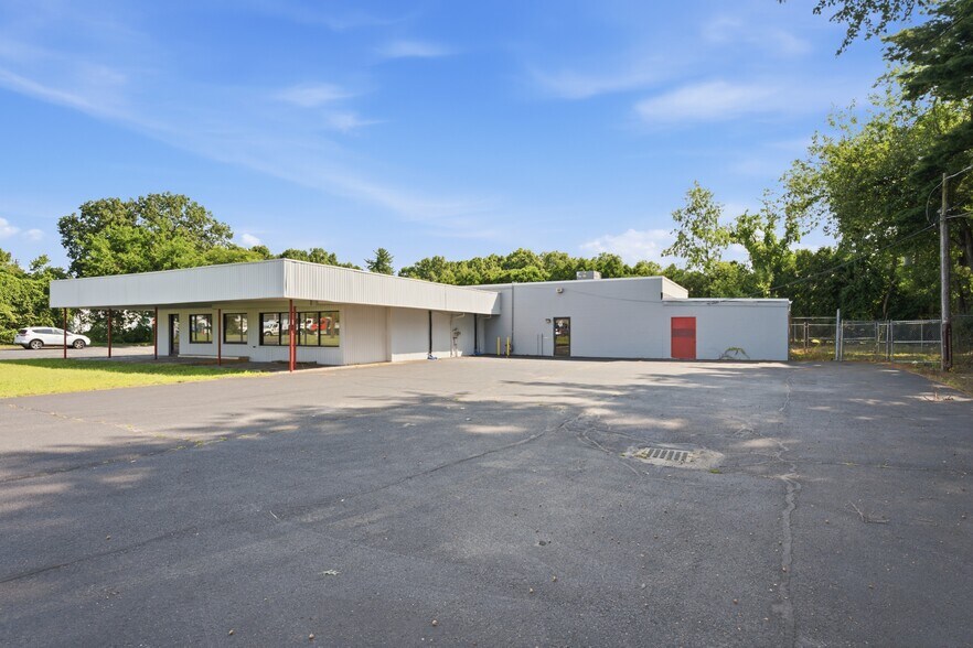 More Photos Of 901 Southampton Rd, Westfield Industrial For Sale