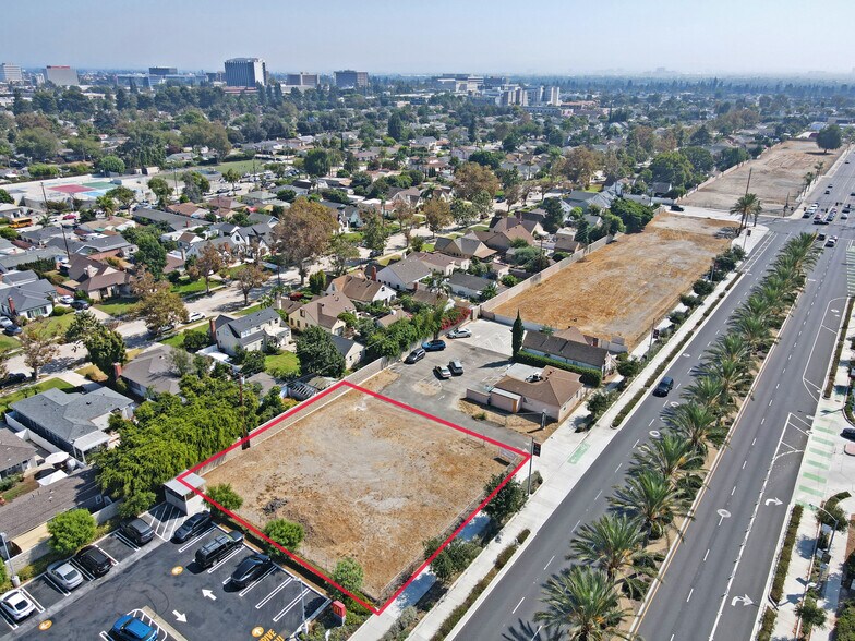 More Photos Of 1421 N Bristol St, Santa Ana Land For Sale