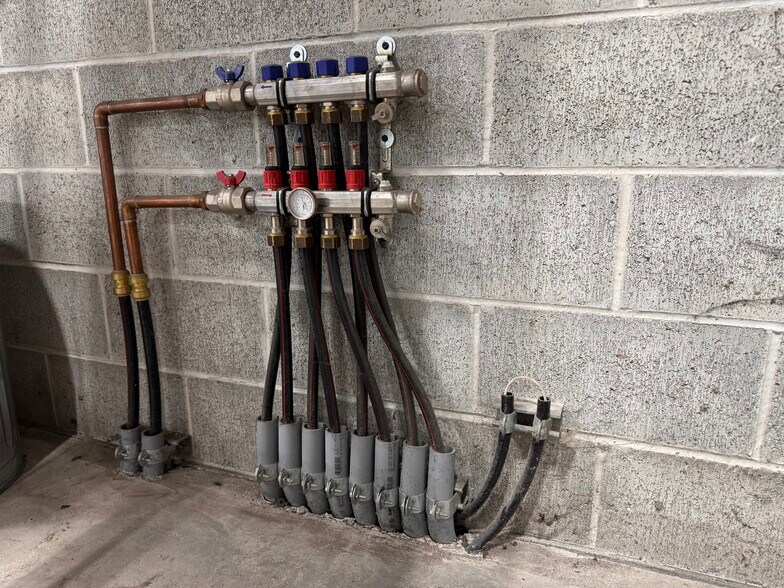 More Photos Of N643 Boulder Rd, Watertown Distribution For Sale