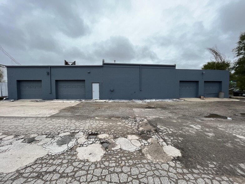 More Photos Of 59 Ecorse Rd, Ypsilanti Auto Repair For Sale