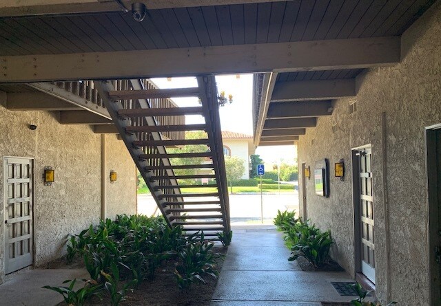 More Photos Of 17632 Irvine Blvd, Tustin Office For Lease