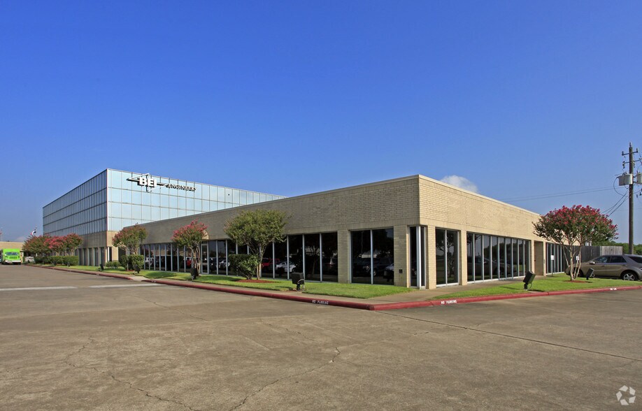 More Photos Of 3737-3743 Red Bluff Rd, Pasadena Office For Lease