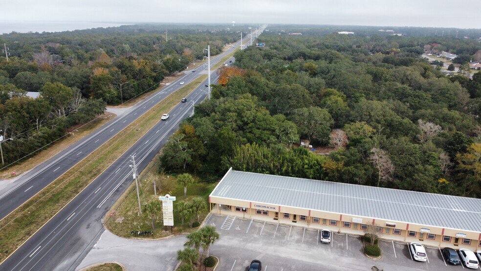 More Photos Of 4645 Gulf Breeze Pky, Gulf Breeze Office For Sale
