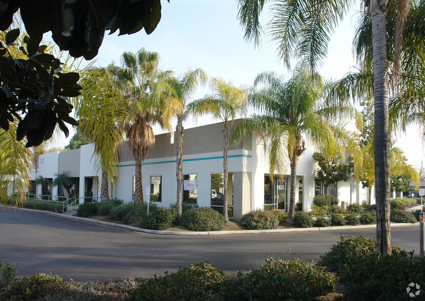 Primary Photo Of 5251 Office Park Dr, Bakersfield Unknown For Lease