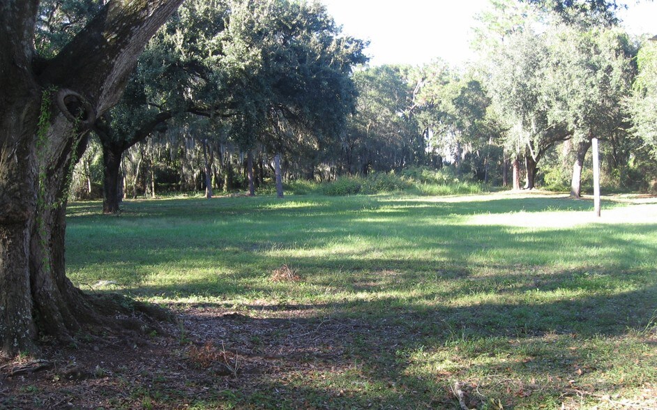 More Photos Of 4002 Garden Ln, Tampa Land For Lease