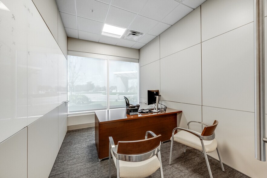 More Photos Of 1050 Satcom Ln, Melbourne Office For Sale