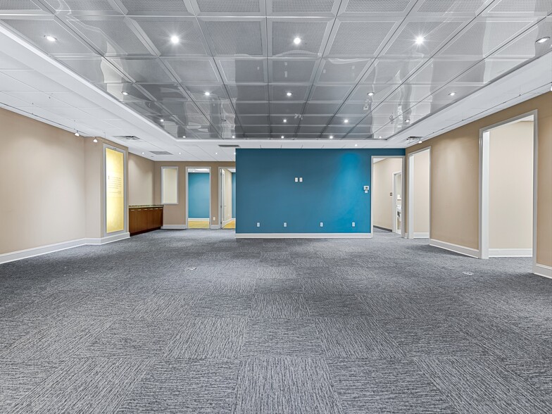 More Photos Of 373 Biltmore Ave, Asheville Medical For Lease