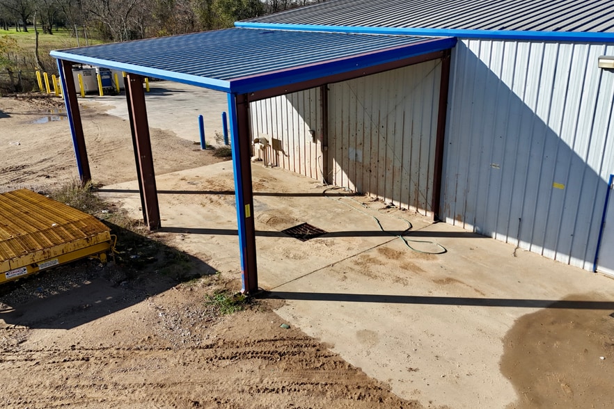 More Photos Of 34705 Katy Fwy, Brookshire Warehouse For Lease