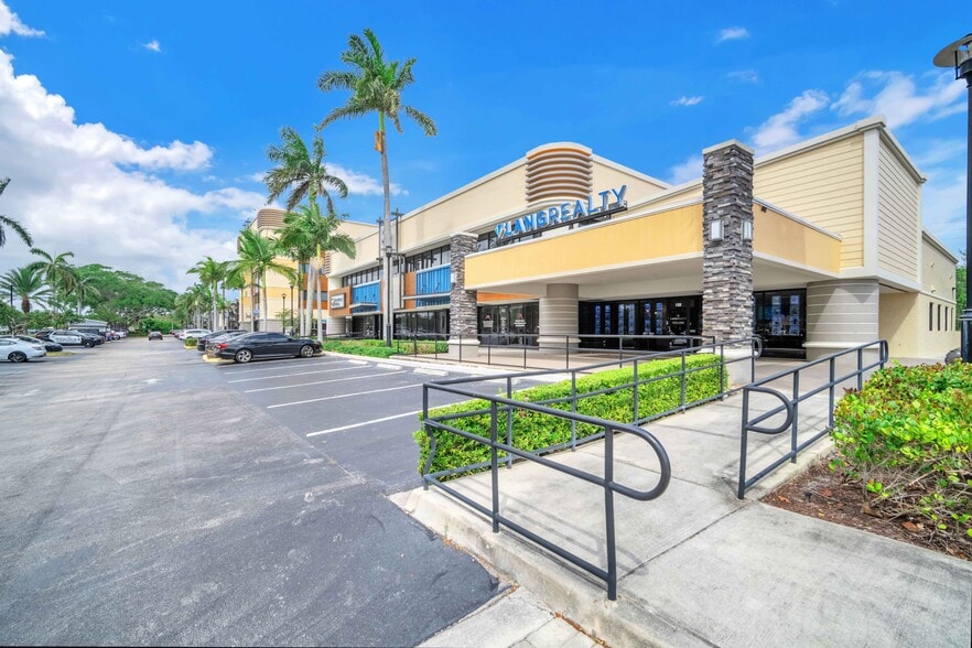More Photos Of 4400 N Federal Hwy, Boca Raton Unknown For Lease