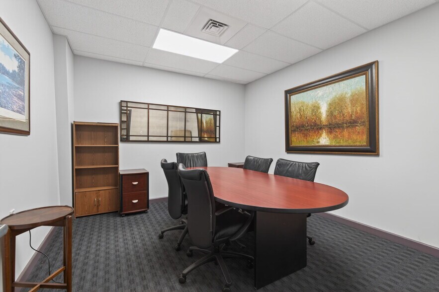 More Photos Of 2510 Solway Rd, Knoxville Flex For Lease