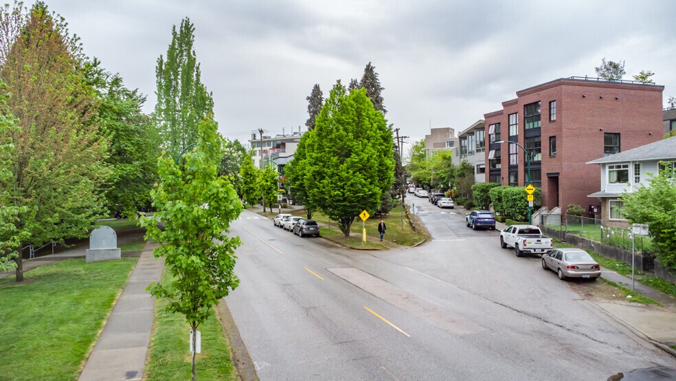 More Photos Of 3455 Victoria Dr, Vancouver Office For Lease