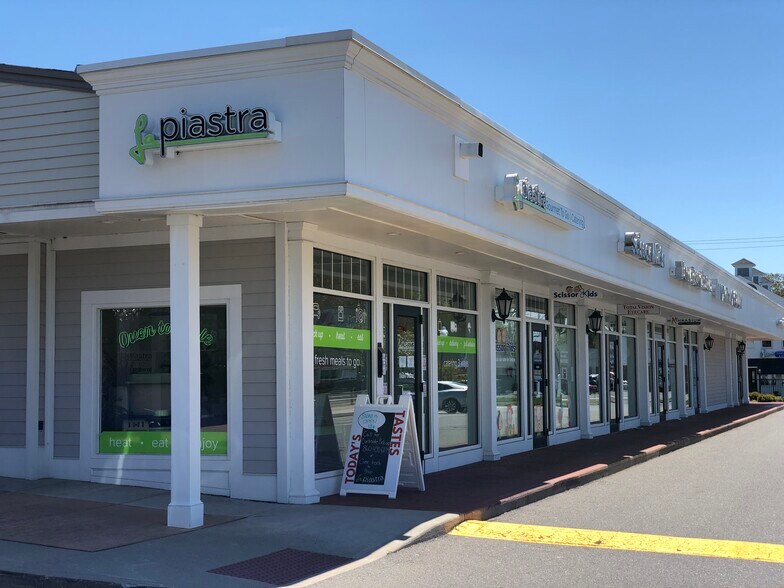 More Photos Of 63 Hebron Ave, Glastonbury Storefront For Lease