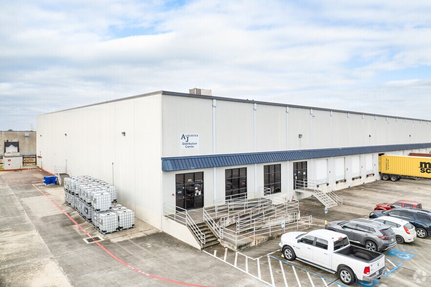 Primary Photo Of 9040 Railwood Dr, Houston Warehouse For Lease
