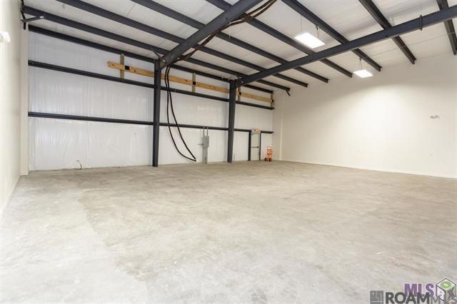 More Photos Of 10163 Patriot Dr, Baton Rouge Warehouse For Lease