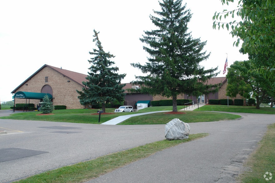 More Photos Of 5270 Perry Rd, Grand Blanc Golf Course Driving Range For Sale