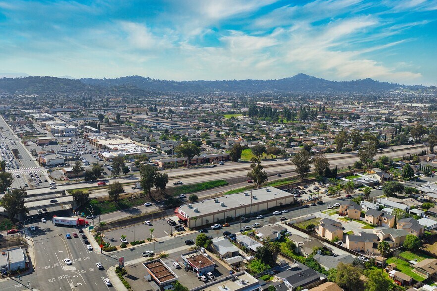 More Photos Of 690 N 2nd St, El Cajon Freestanding For Lease