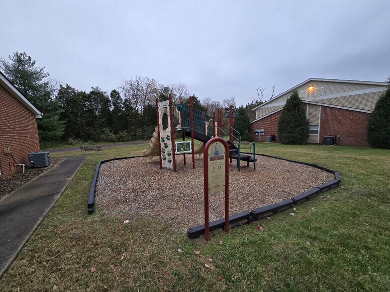 More Photos Of 201 Brickyard Dr, Dillwyn Apartments For Sale