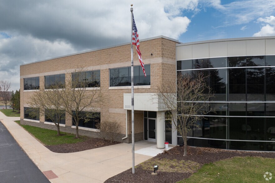 More Photos Of 5030 Corporate Exchange Blvd SE, Grand Rapids Coworking Space