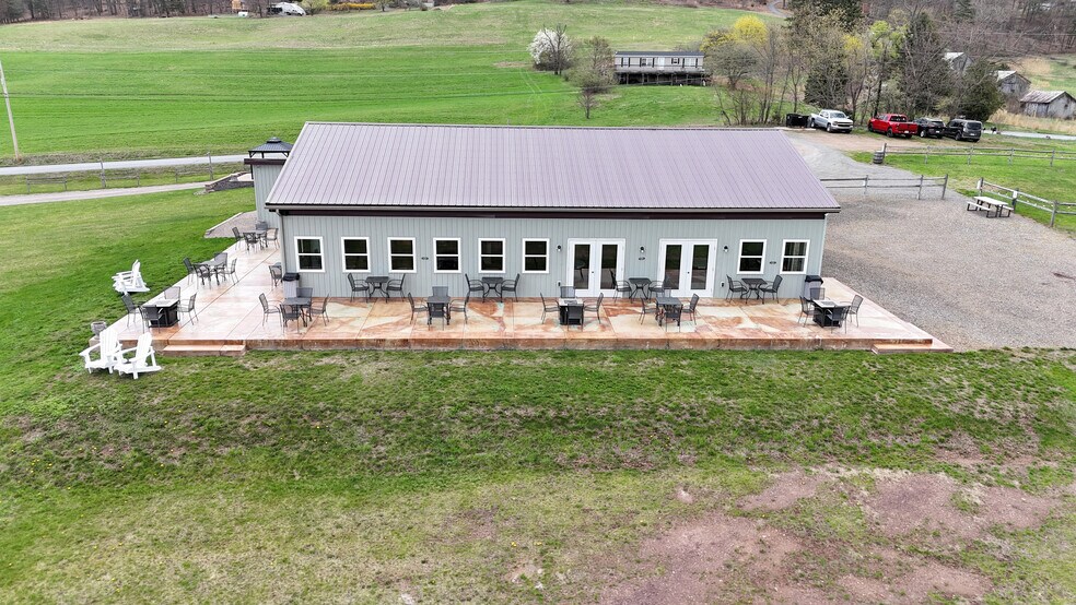 More Photos Of 596 Harman Rd, Halifax Winery Vineyard For Sale