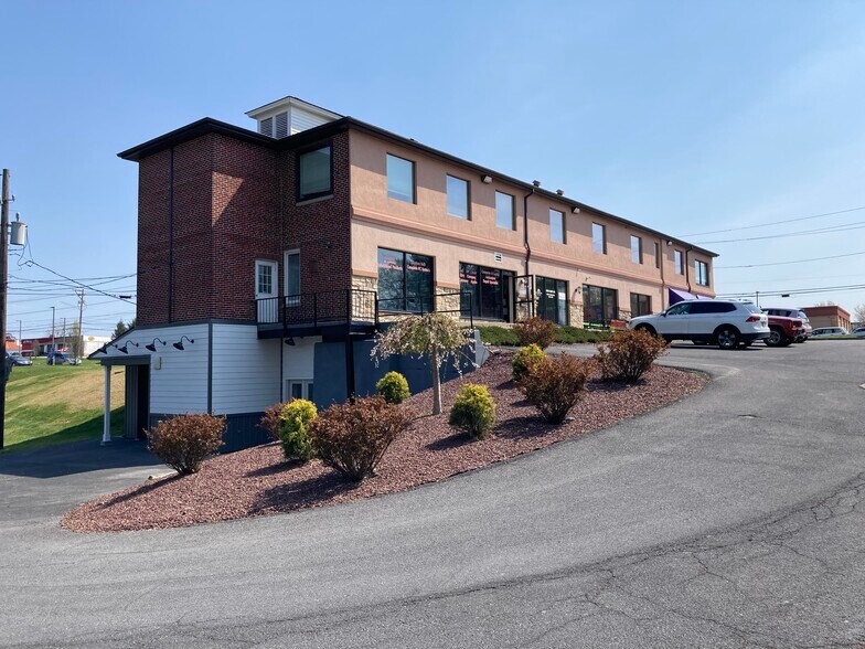 More Photos Of 5001 Carlisle Pike, Mechanicsburg Office For Lease