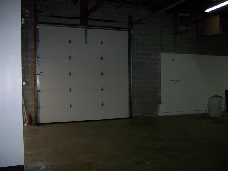 More Photos Of 9415-9431 Enterprise Dr, Mokena Warehouse For Lease