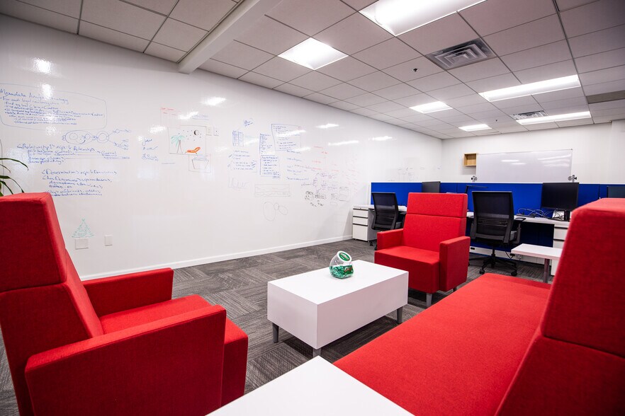 More Photos Of 100 Canal Pointe Blvd, Princeton Medical For Lease