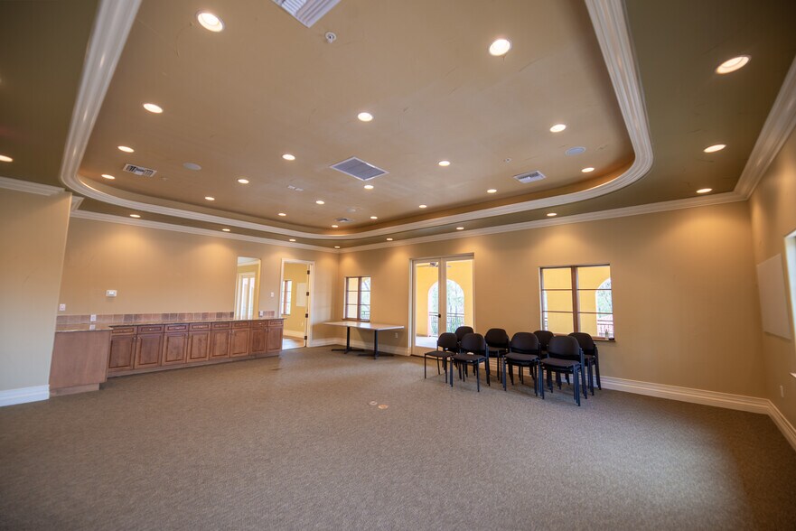 More Photos Of 2420 Brunello Trace, Lutz Office For Sale