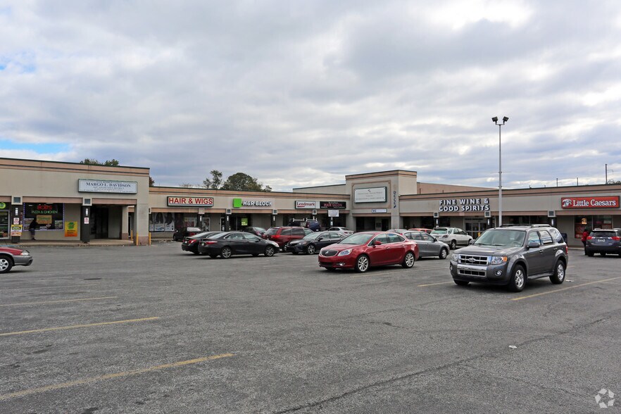 More Photos Of 1500 Garrett Rd, Upper Darby Township Unknown For Lease