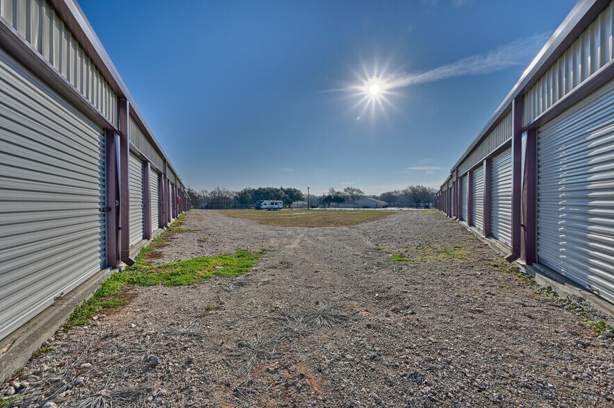 More Photos Of 8877 Stewarts Mdws, College Station Self Storage For Sale